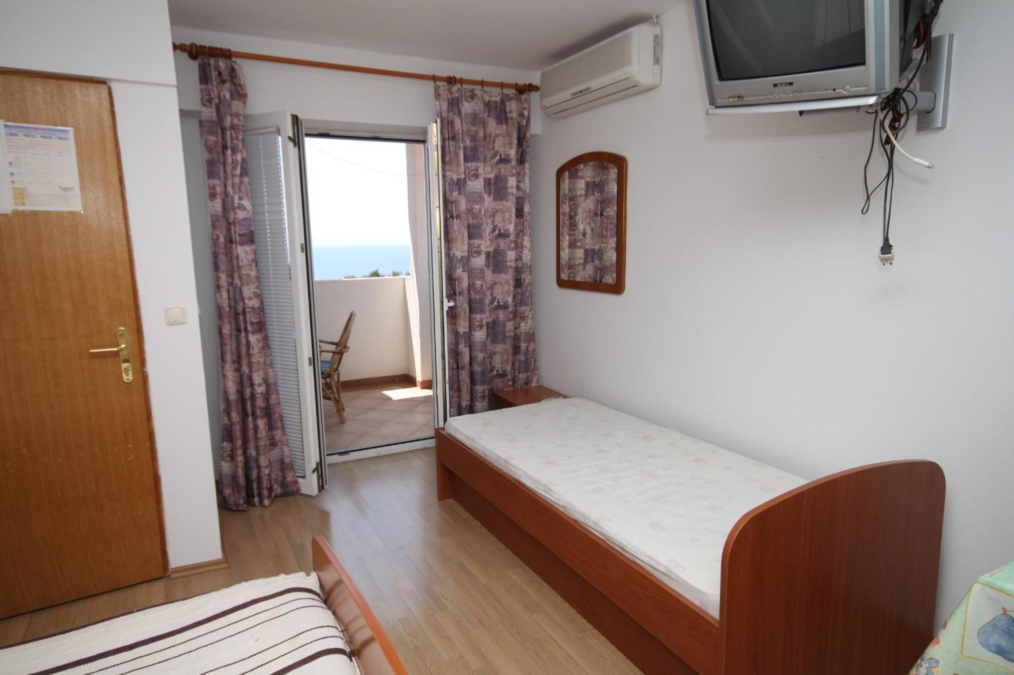 Apartments With A Parking Space Makarska - 6693 Oda fotoğraf